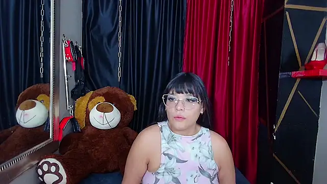 Snapshot of AvaLusty chatting on 03.21.25 AvaLusty online show from 03.21.25