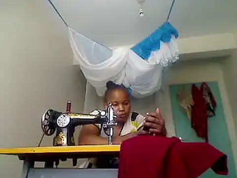 browndolly12 online show from 02.22.25