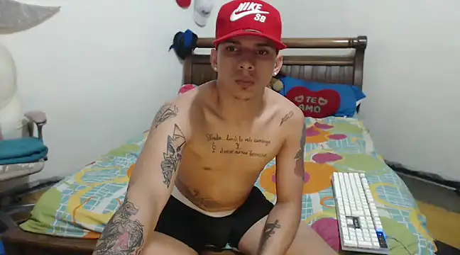hot toy boy  online show from 12.29.24