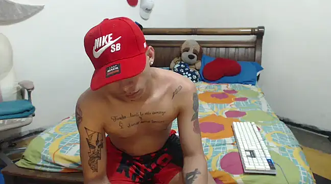 hot toy boy  online show from 12.29.24