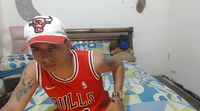 hot toy boy  online show from 02.11.25