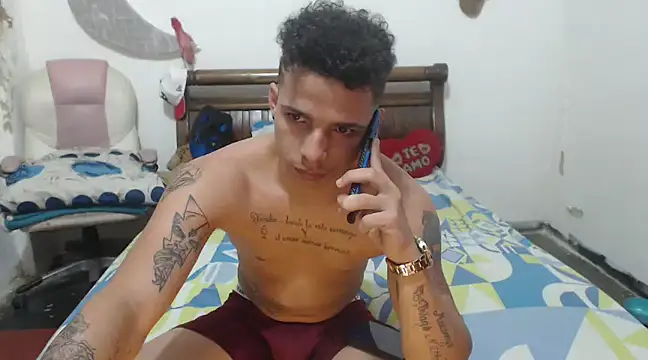 hot toy boy  online show from 02.14.25