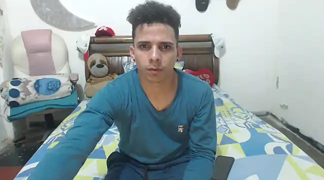 hot toy boy  online show from 02.22.25