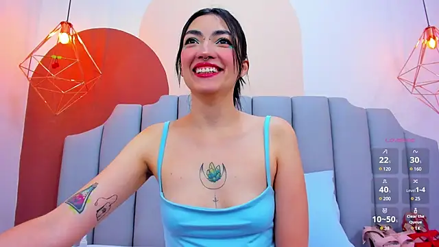 Snapshot of ThailyCherry chatting on 02.03.25 ThailyCherry online show from 02.03.25