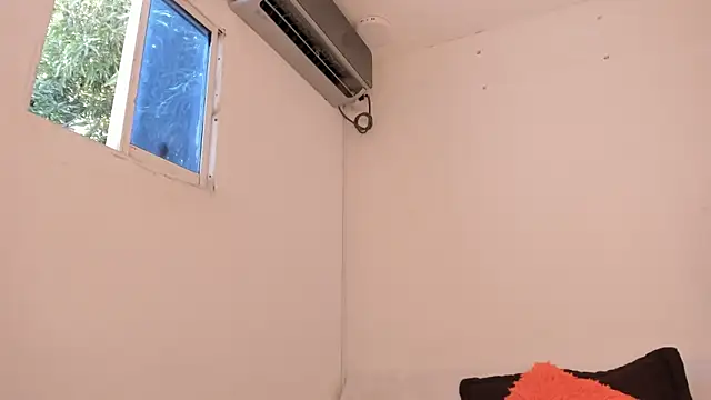 meganrossee69 online show from 02.13.25