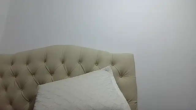 Snapshot of Himoreno25 chatting on 11.05.25 Himoreno25 online show from 11.05.25