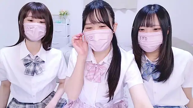 Snapshot of Rico-pin chatting on 02.07.25 Rico-pin online show from 02.07.25