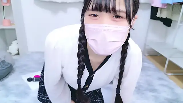 Snapshot of Rico-pin chatting on 02.22.25 Rico-pin online show from 02.22.25