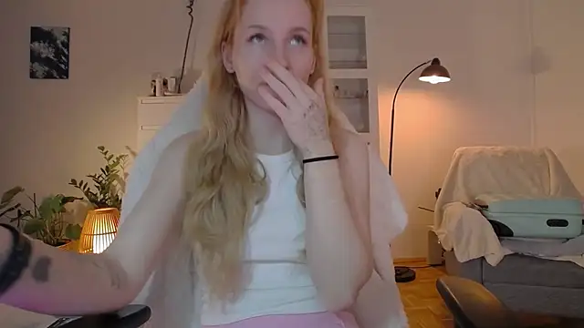 ginger vi online show from 02.25.25