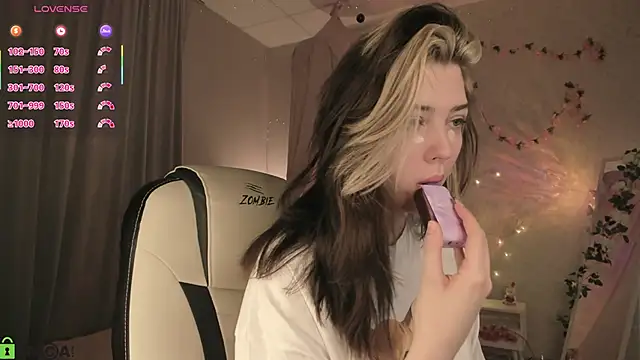 Snapshot of Vanessa_Walters chatting on 01.19.26 Vanessa Walters online show from 01.19.26