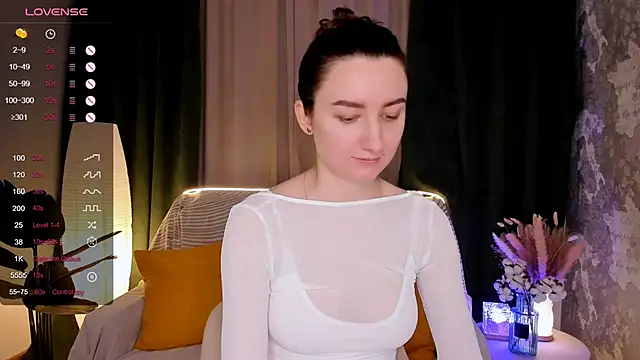 Snapshot of annacooleman chatting on 01.17.26 annacooleman online show from 01.17.26