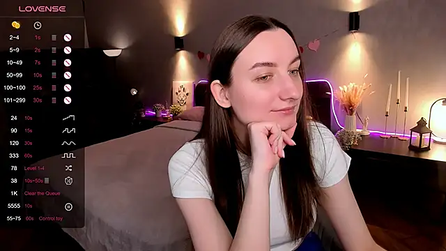 Snapshot of annacooleman chatting on 05.17.26 annacooleman online show from 05.17.26
