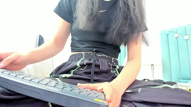 Lady Godss online show from 01.12.25