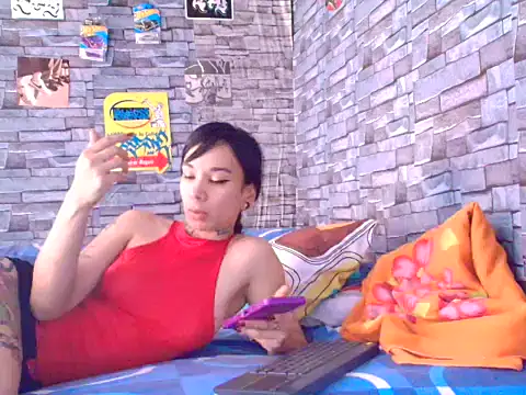 Lady Godss online show from 12.17.25