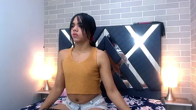 AndreaGil  online show from 02.02.25