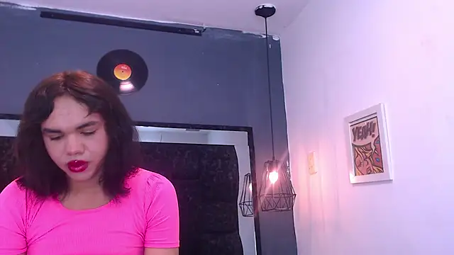 Snapshot of AndreaGil_ chatting on 02.05.26 AndreaGil online show from 02.05.26