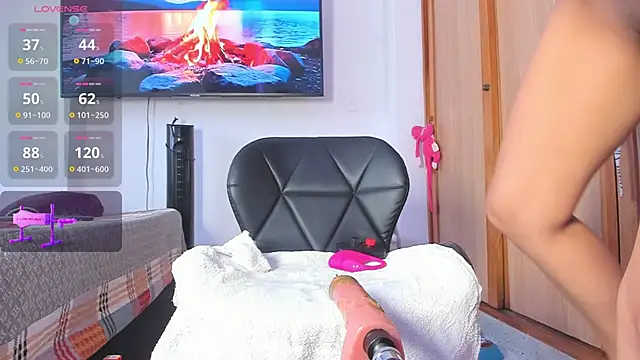 lily evil online show from 03.09.26