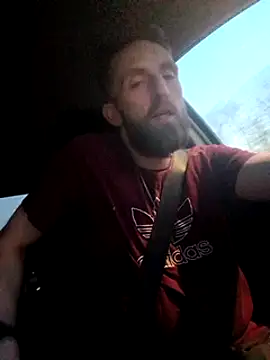 otterlover123 online show from 03.19.25