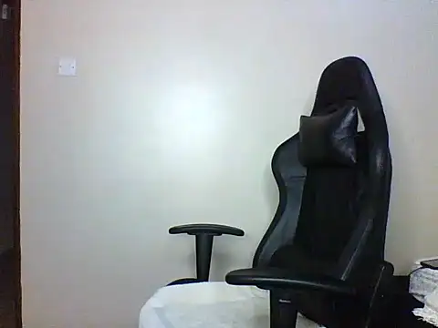 Candii wet  online show from 12.02.25