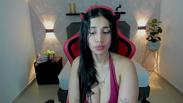 venuz lee online show from 01.08.25