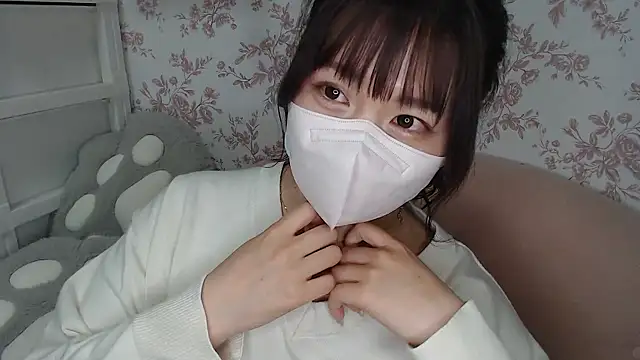 Snapshot of mei_hosina chatting on 04.29.26 mei hosina online show from 04.29.26