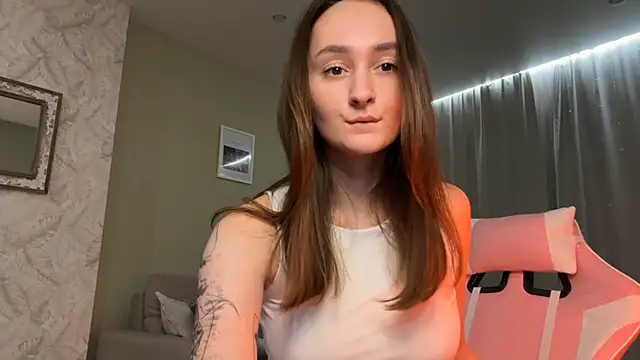 Eva Eva  online show from 12.18.24