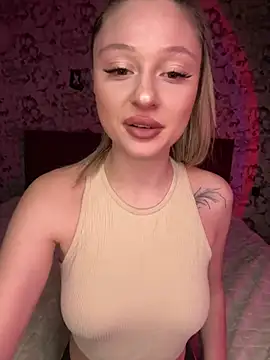 Kimsweet7 online show from 12.28.24