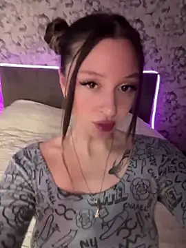 Kimsweet7 online show from 03.05.25