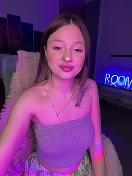 Kimsweet7 online show from 03.18.25