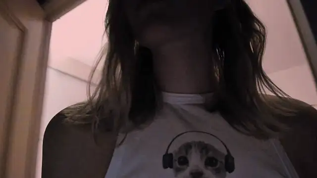 MiaDavis21 online show from 02.06.25