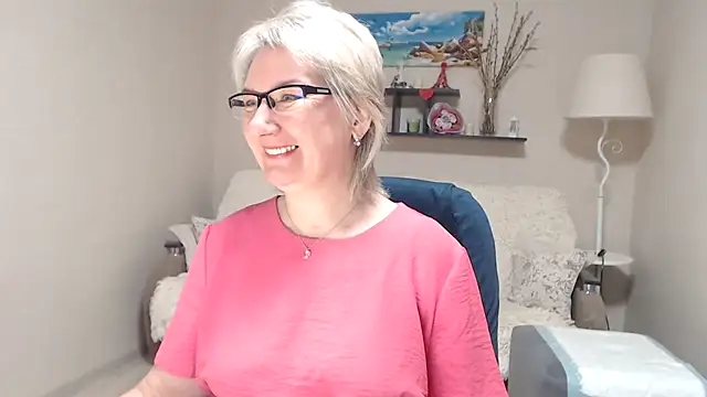 Snapshot of FleurMays chatting on 02.26.26 FleurMays online show from 02.26.26