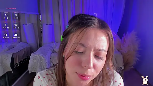 Goldy Grace  online show from 02.19.25