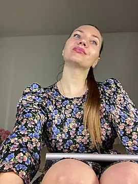 Snapshot of Goddess_Squirt_ chatting on 05.19.26 Goddess Squirt online show from 05.19.26