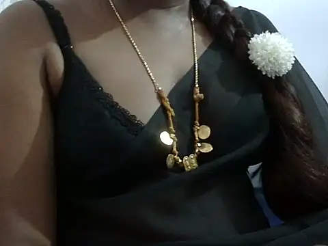 Hot akshara online show from 10.04.25