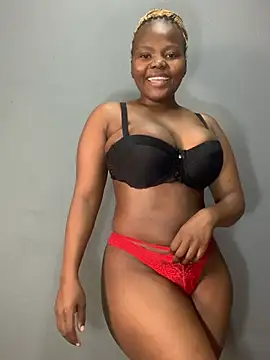 Snapshot of SexyAngeliqua chatting on 05.15.26 SexyAngeliqua online show from 05.15.26