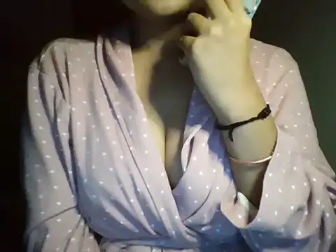 MakeMeCumAhh online show from 04.13.26