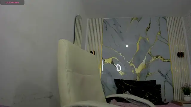 kathina giraldo online show from 05.12.26