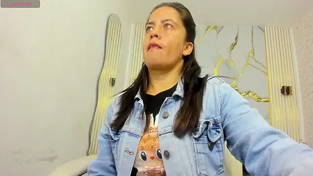 kathina giraldo online show from 05.27.26