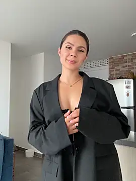 Snapshot of SofiaG_ chatting on 02.22.26 SofiaG online show from 02.22.26