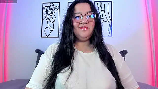 Snapshot of RubyPirsso18 chatting on 03.01.25 RubyPirsso18 online show from 03.01.25