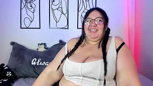 Snapshot of RubyPirsso18 chatting on 03.17.25 RubyPirsso18 online show from 03.17.25