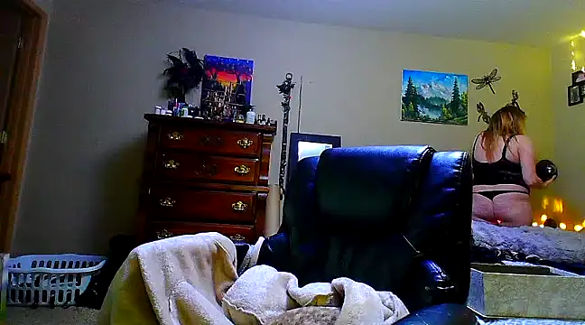 lilyhornyhousewife online show from 03.08.25