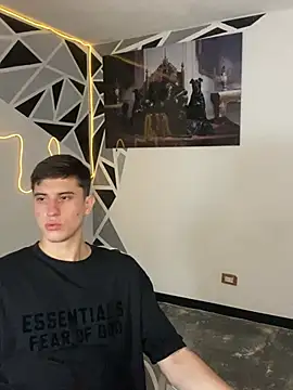 Snapshot of oliver_Lz chatting on 02.26.25 oliver Lz online show from 02.26.25