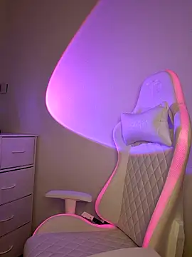 Jujuicy 97 online show from 03.13.26