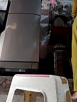 JasminePham online show from 03.17.25