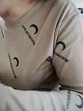 JasminePham online show from 11.17.25