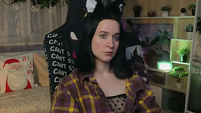 KiraLiLime online show from 03.14.25