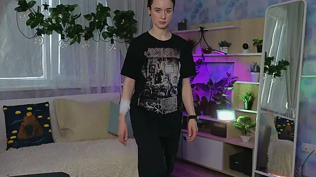 KiraLiLime online show from 03.20.25