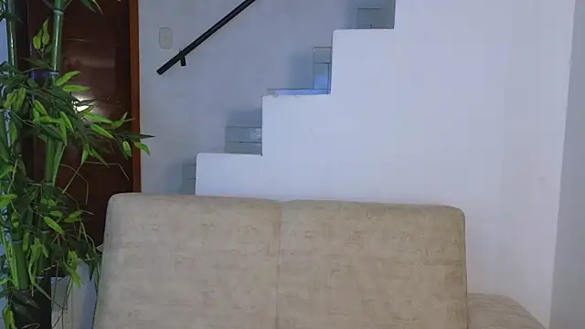 Snapshot of Lorenne_Miller chatting on 09.18.25 Lorenne Miller online show from 09.18.25