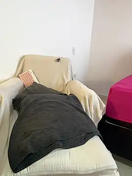 Snapshot of paula_perez09 chatting on 03.22.25 paula perez09 online show from 03.22.25